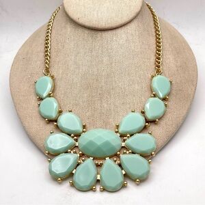 Stylish Vintage Mint Green Cabochon and Gold Tone Statement Bib Necklace